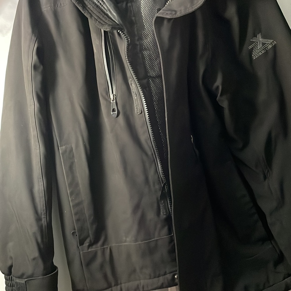 Heavy Coat/Jacket - Picture 2 of 6